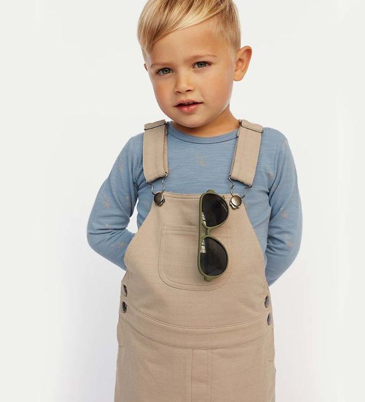 Sofie Schnoor seleshorts dark sand