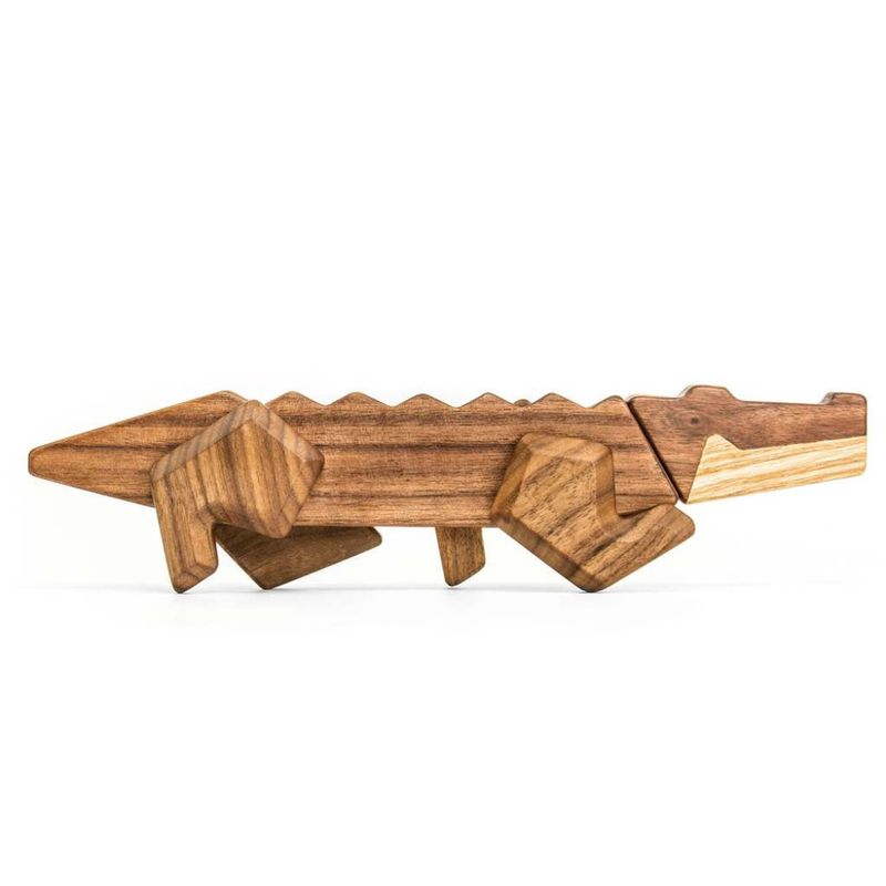 Fablewood crocodile